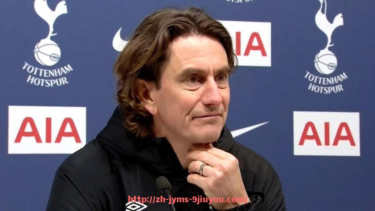 jiuyou九游娱乐-意甲球队训练服颜色大全与品牌合作分析