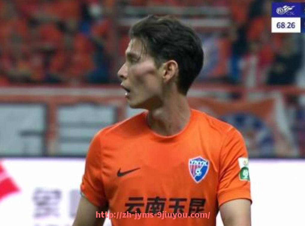 jiuyou九游娱乐-世俱杯攻守转换关键节点解析及经典战术演绎